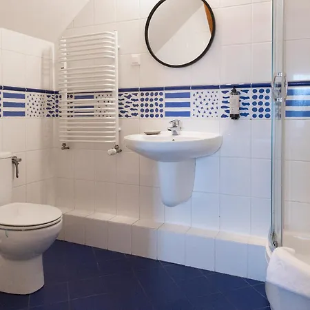 Mleczarnia Restauracja Отель